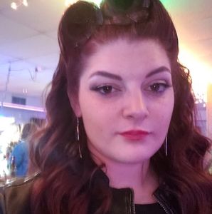 Meet your Posher, Melissa